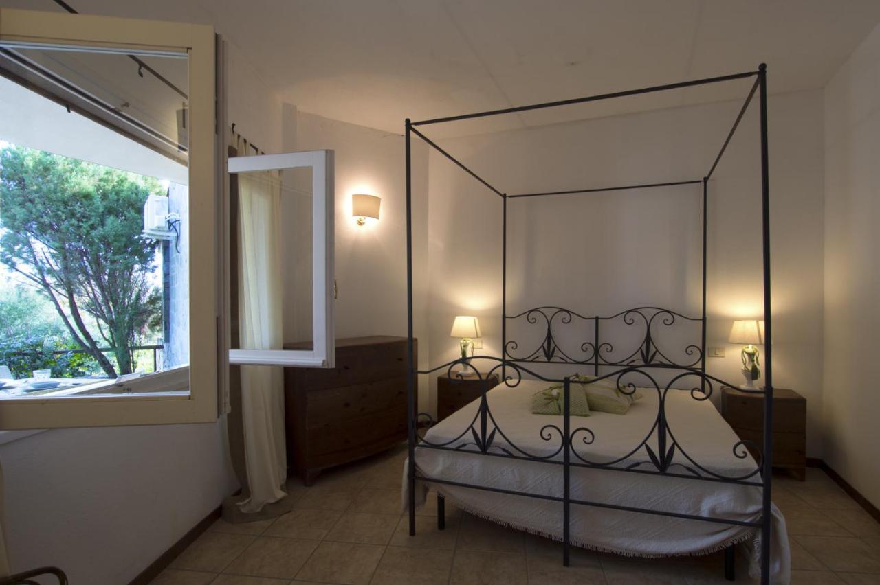 Sa Tiria Villa Chia Luaran gambar