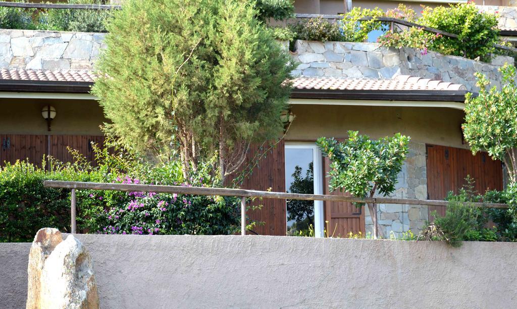 Sa Tiria Villa Chia Luaran gambar