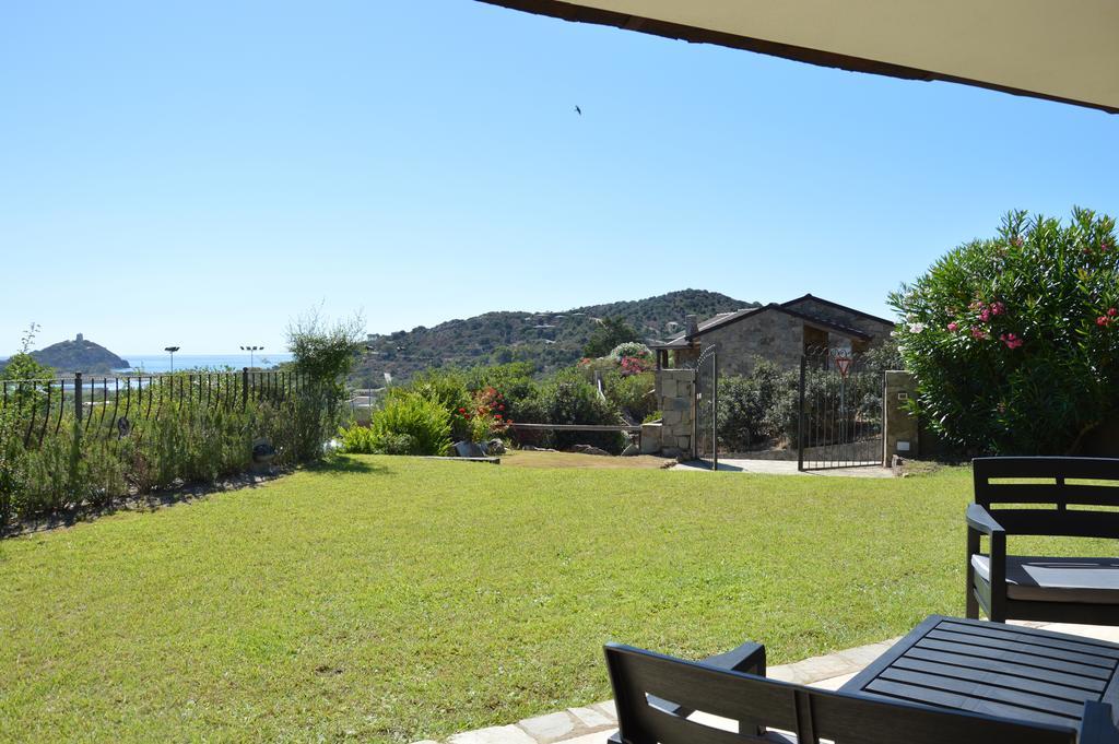 Sa Tiria Villa Chia Luaran gambar