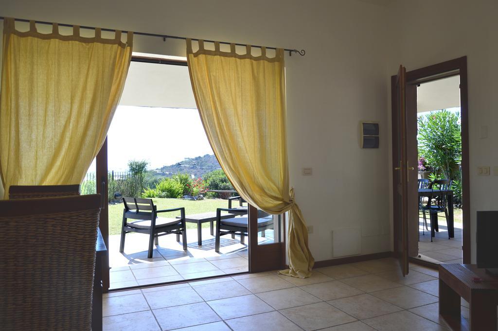 Sa Tiria Villa Chia Luaran gambar